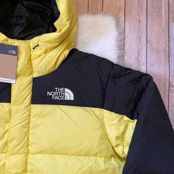 The North Face Men’s HMLYN Down Parka In Yellowtail - Picture 3 of 9